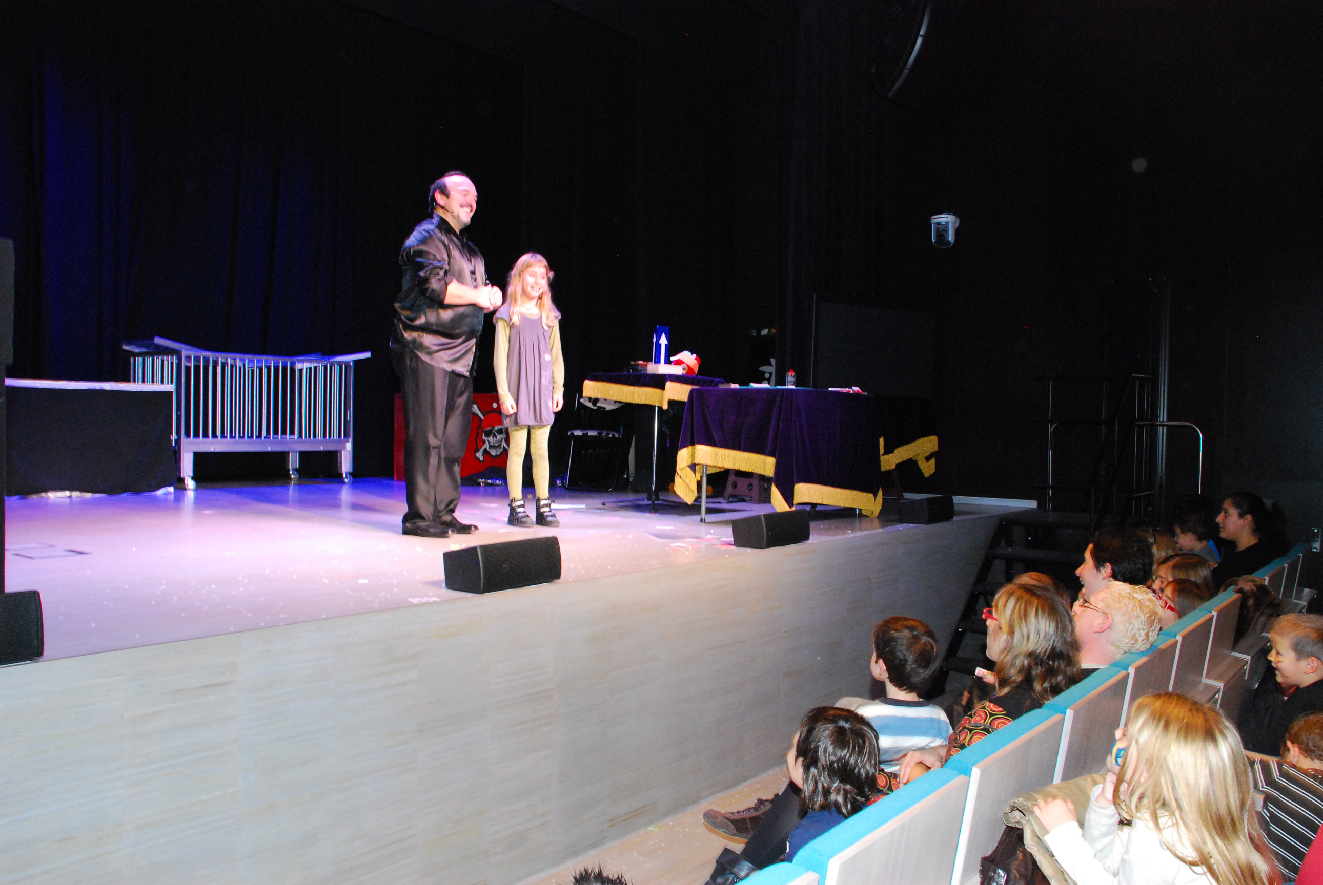 Apolo Rex escenari infantil